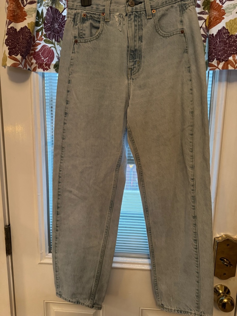 Urban Outfitters Light Blue Relaxed womens Jeans